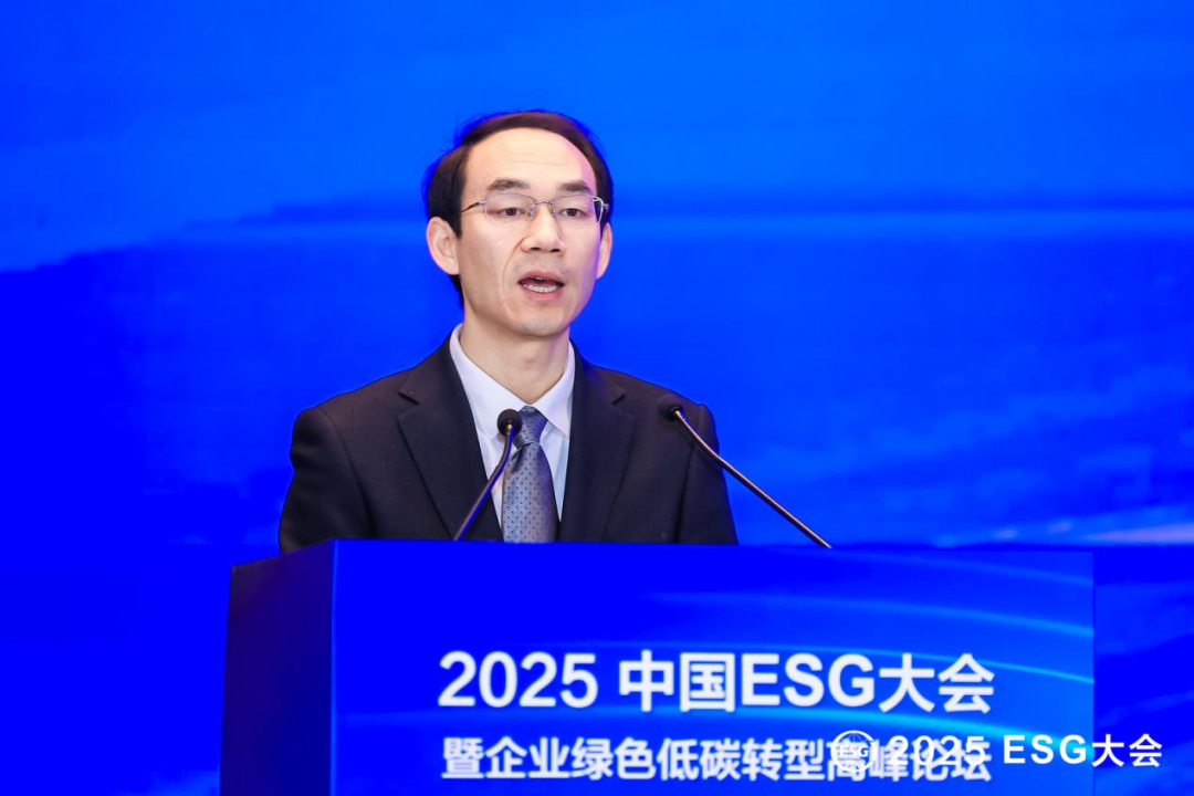 北京经开区管委会副主任 伊元甲